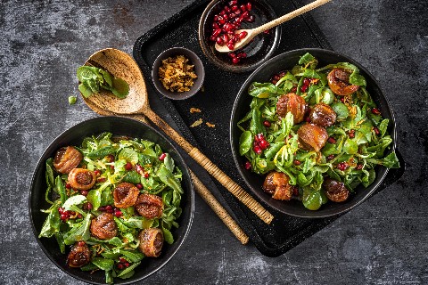 Speck-Marroni mit Nüsslisalat
