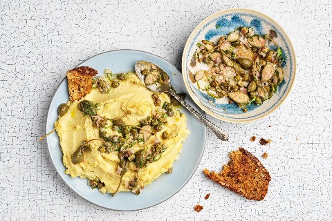 Fava made with yellow lentils