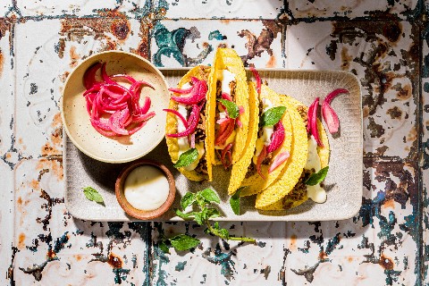 Tacos con carne di manzo e cheddar