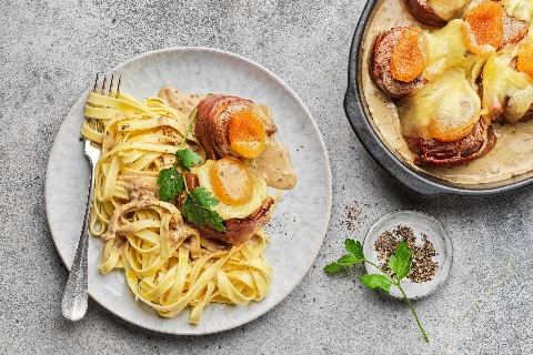 Médaillons de porc en manteau de jambon cru