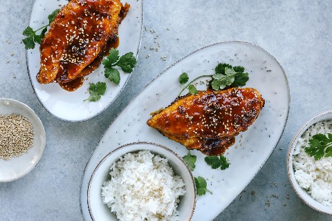 Blancs de poulet au miel et au sésame