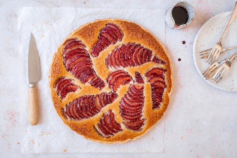 Mulled pear tart