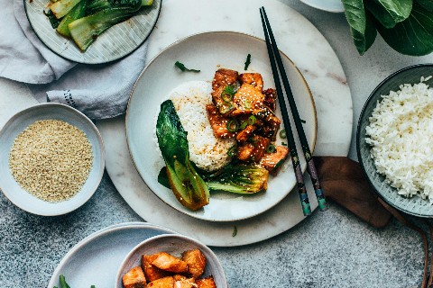 Saumon mariné aux pakchoï