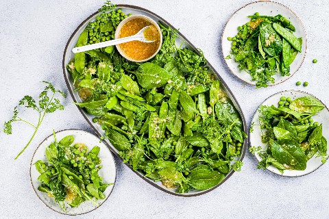 Insalata di taccole e cerfoglio