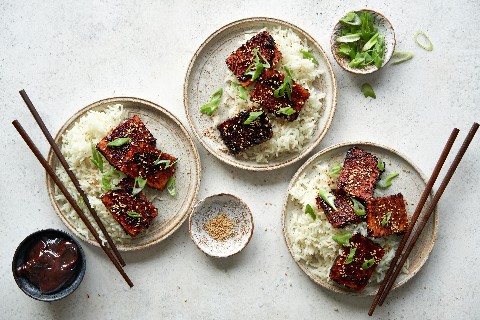 Tempeh mariné à la sauce hoisin
