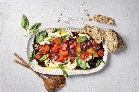 Burrata with balsamic strawberries