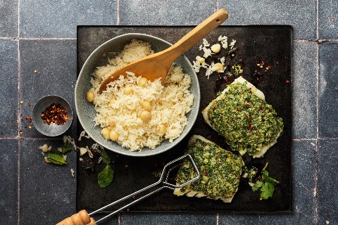 Sandre grillé en croûte d'herbes