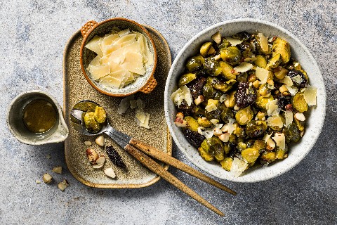 Lauwarmer Vanille-Rosenkohlsalat