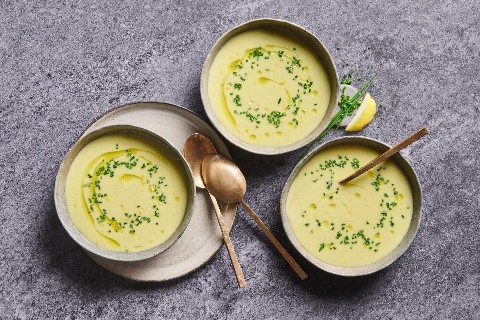Chilled potato and leek soup (Vichyssoise)