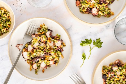 Pulposalat mit Selleriesalsa