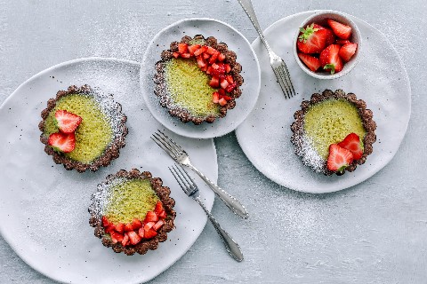 Lemon and basil tarts