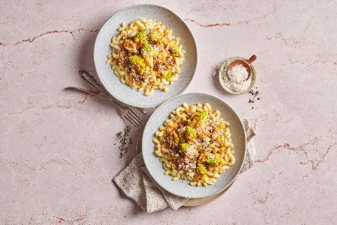 Cornetti con cavolo romanesco e macinato