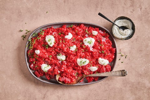 Risotto alle barbabietole con formaggio di capra