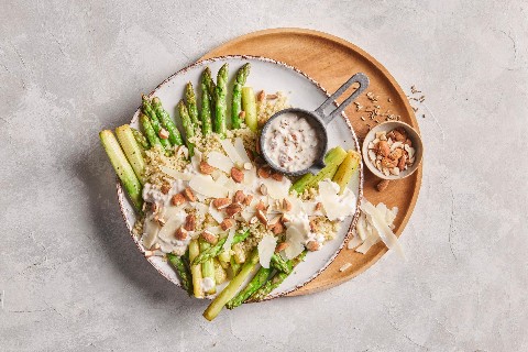 Spargeln mit Quinoa
