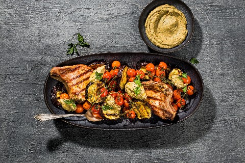 Costolette di maiale con melanzane