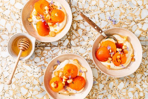 Composta di albicocche con crème fraîche