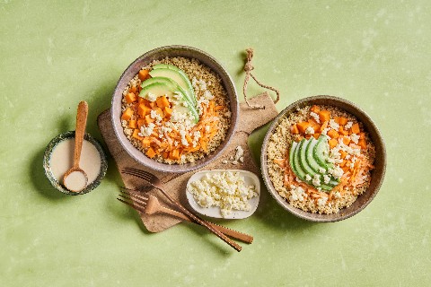Quinoa bowl à la sauce au sésame