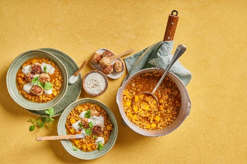 Stufato di zucca e lenticchie con polpette