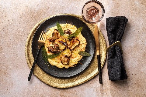 Jerusalem artichokes with sweetcorn and lemon