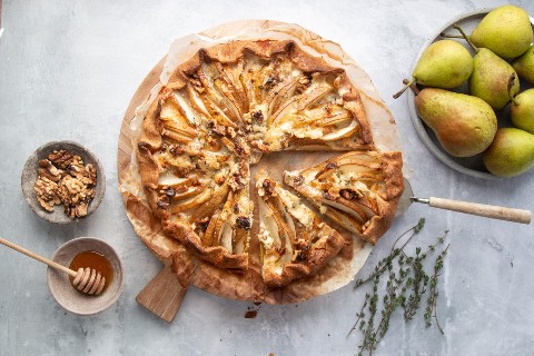 Tarte aux poires, thym et gorgonzola