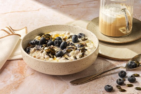 Zitronenquark mit Heidelbeeren