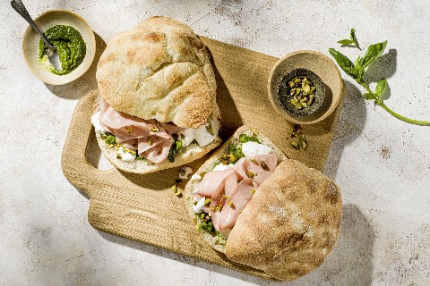 Sandwich à la mortadelle