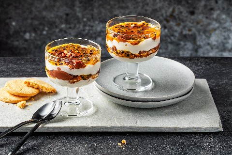 Schokolade-Passionsfrucht-Trifle