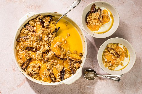 Orangen-Dattel-Crumble 