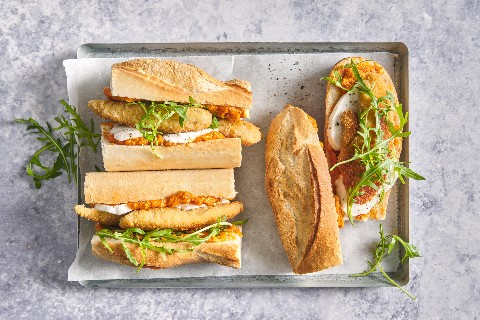 Poulet-Sandwich mit Vodka-Tomatensauce