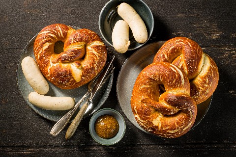 Sauerteig-Laugenbrezeln