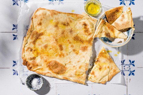 Stuffed focaccia (Focaccia di Recco)