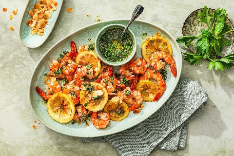 Gamberoni con vinaigrette alle erbe aromatiche