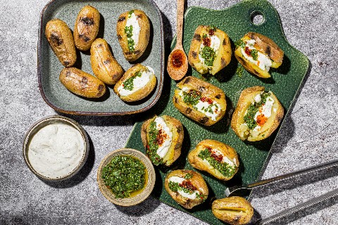 Pommes de terre grillées et séré au gingembre