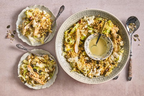 Crispy quinoa salad with chicken