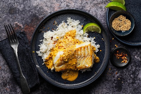 Filetti di merluzzo in salsa al chili, al cocco e al curry
