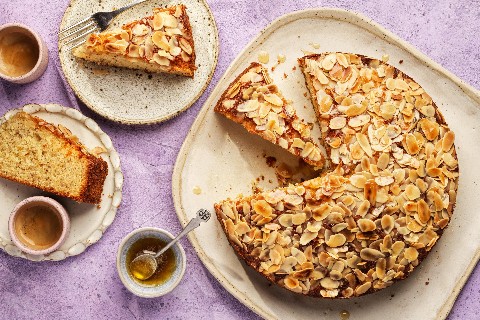 Gâteau au miel et aux amandes
