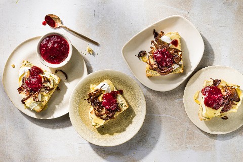 Scones au fromage gratinés