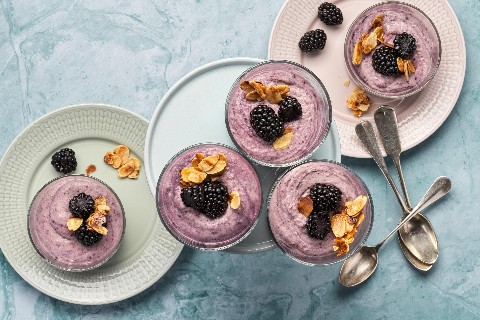 Brombeermousse mit Tonkabohne