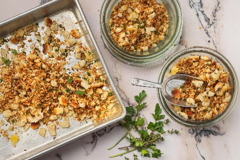 Pangrattato croccante alle erbe aromatiche