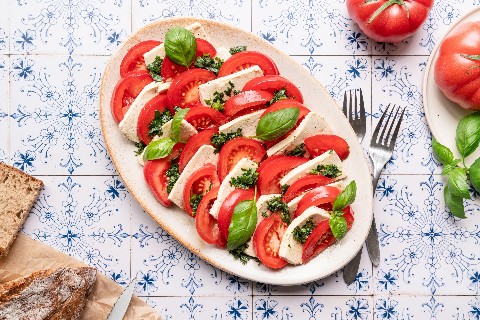 Tomaten-Tofu-Salat