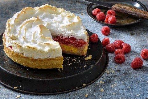 Tarte di bacche meringata