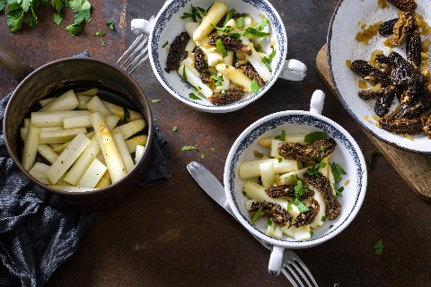 Salade d'asperges aux morilles